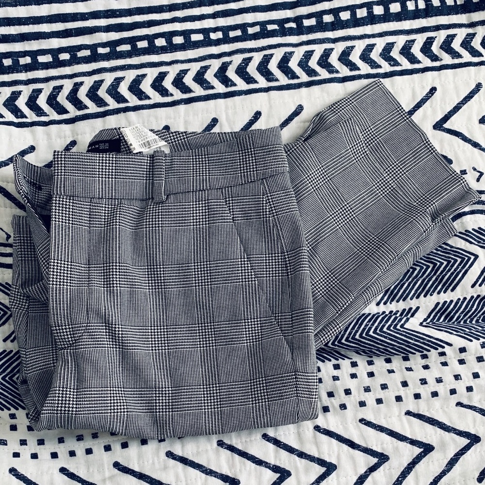 LIKE NEW // Zara Trousers With Uneven Hem